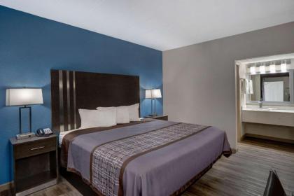 Motel 6 Burlington - image 12