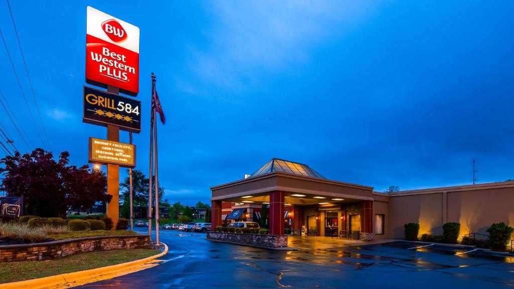 Best Western Plus Burlington - main image