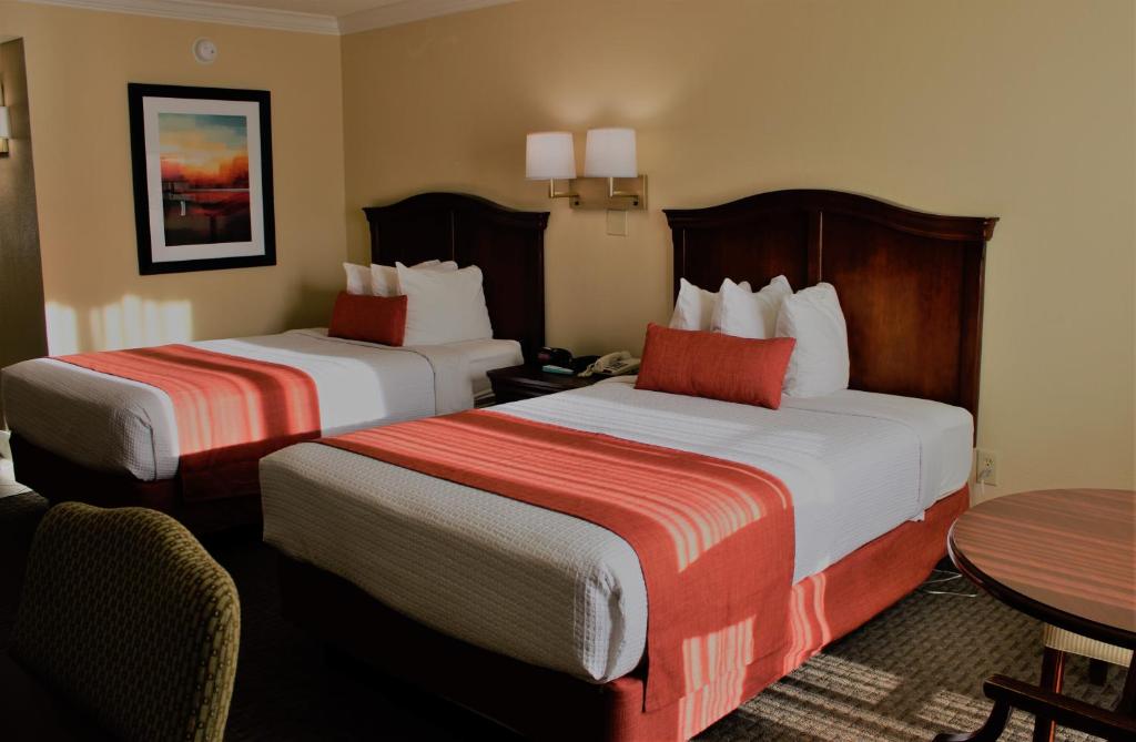 Best Western Plus Burlington - image 6