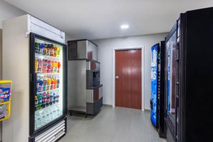 Microtel Inn & Suites by Wyndham Burlington - image 13