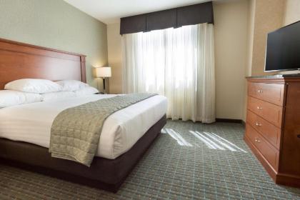 Drury Inn & Suites Burlington - image 10