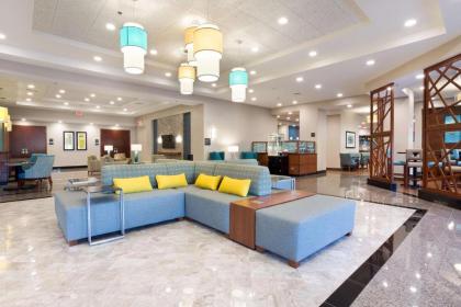 Drury Inn & Suites Burlington - image 2