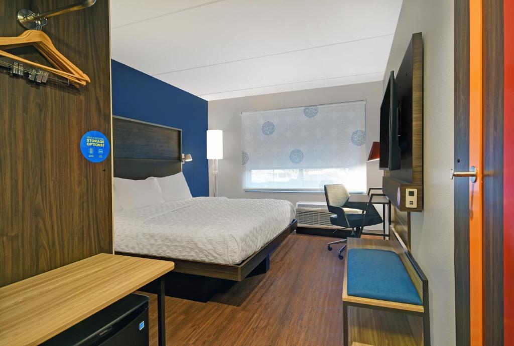Tru By Hilton Burlington - image 7