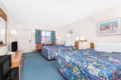 Days Inn by Wyndham Burns - image 12