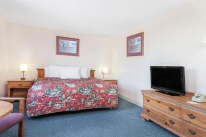 Days Inn by Wyndham Burns - image 6