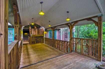 Superb mountain Air Condo with Views Near Asheville