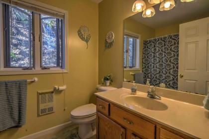 Burnsville Hideaway with Deck and Panoramic Mtn Views - image 14
