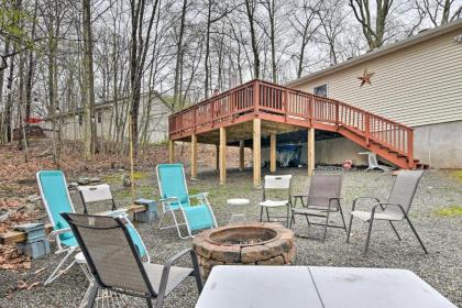 Scenic Home with Pool Access 3 Mi to Bushkill Falls - image 5
