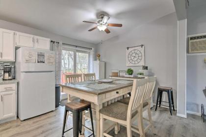 Scenic Home with Pool Access 3 Mi to Bushkill Falls - image 9