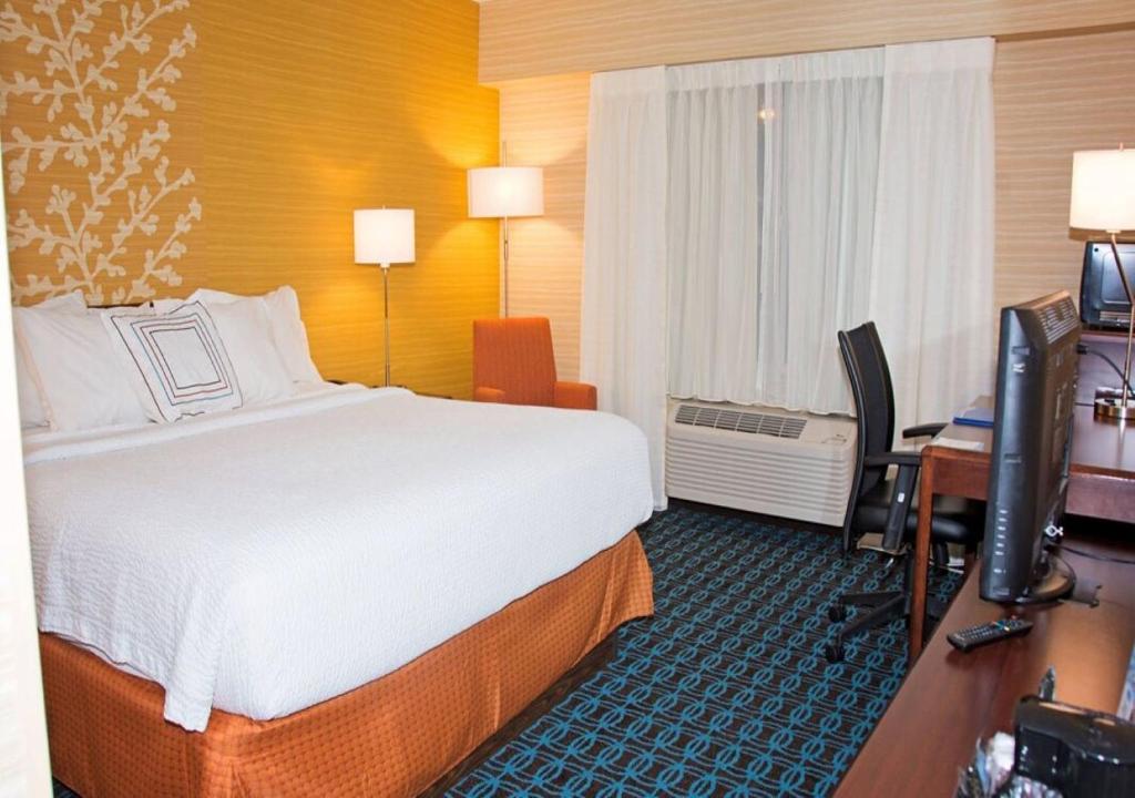 Fairfield Inn & Suites Butler - image 4