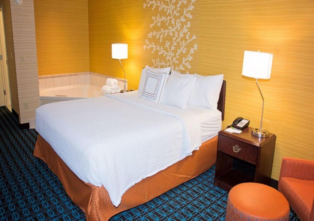 Fairfield Inn & Suites Butler - image 6