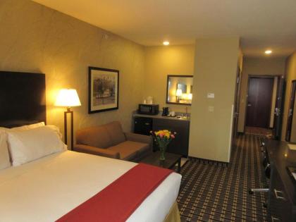 Holiday Inn Express & Suites Butler an IHG Hotel - image 3