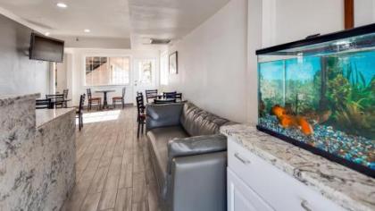 SureStay Hotel by Best Western Buttonwillow - image 2