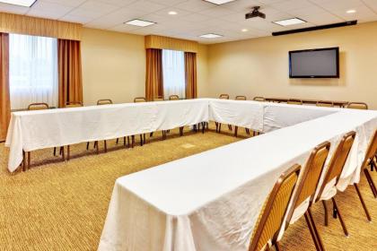 Holiday Inn Express Hotel & Suites Byram an IHG Hotel - image 21