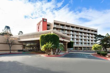 Courtyard by Marriott Oxnard/Ventura - image 2
