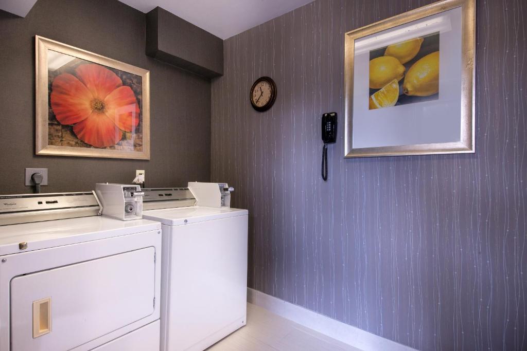 Courtyard by Marriott Oxnard/Ventura - image 4