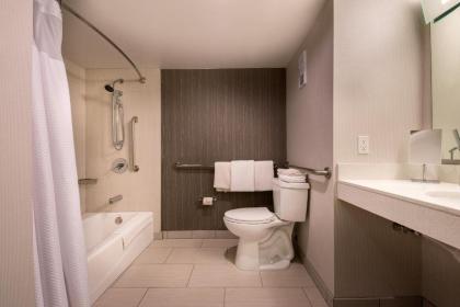 Courtyard by Marriott Oxnard/Ventura - image 5