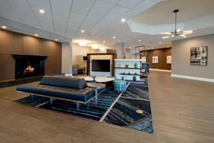Residence Inn by Marriott Oxnard River Ridge - image 3