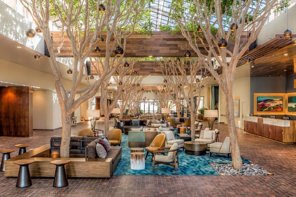 Portola Hotel & Spa - main image