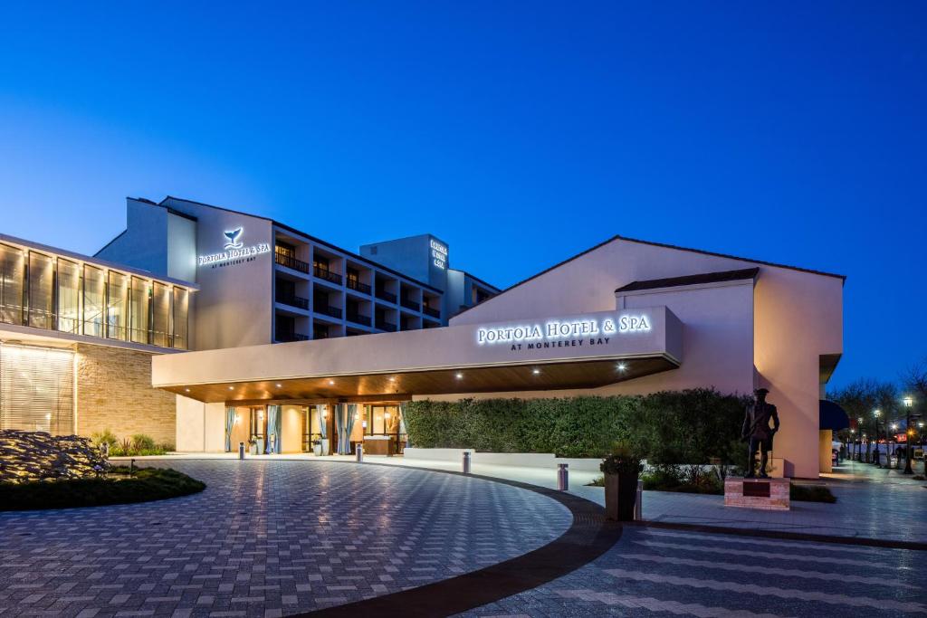 Portola Hotel & Spa - image 3