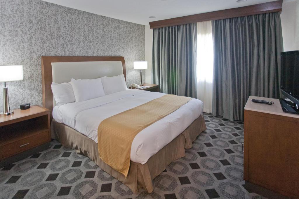 DoubleTree by Hilton Rosemead - image 4