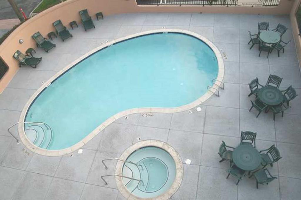 Hampton Inn Los Angeles/Carson - image 2