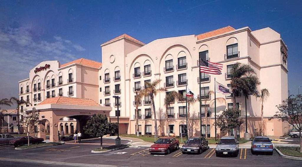 Hampton Inn Los Angeles/Carson - image 3
