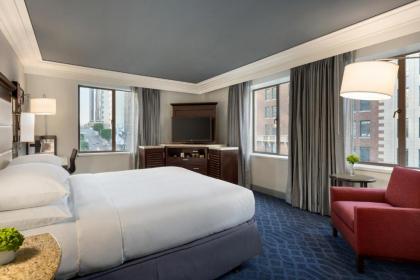 Hilton Checkers Los Angeles - image 3