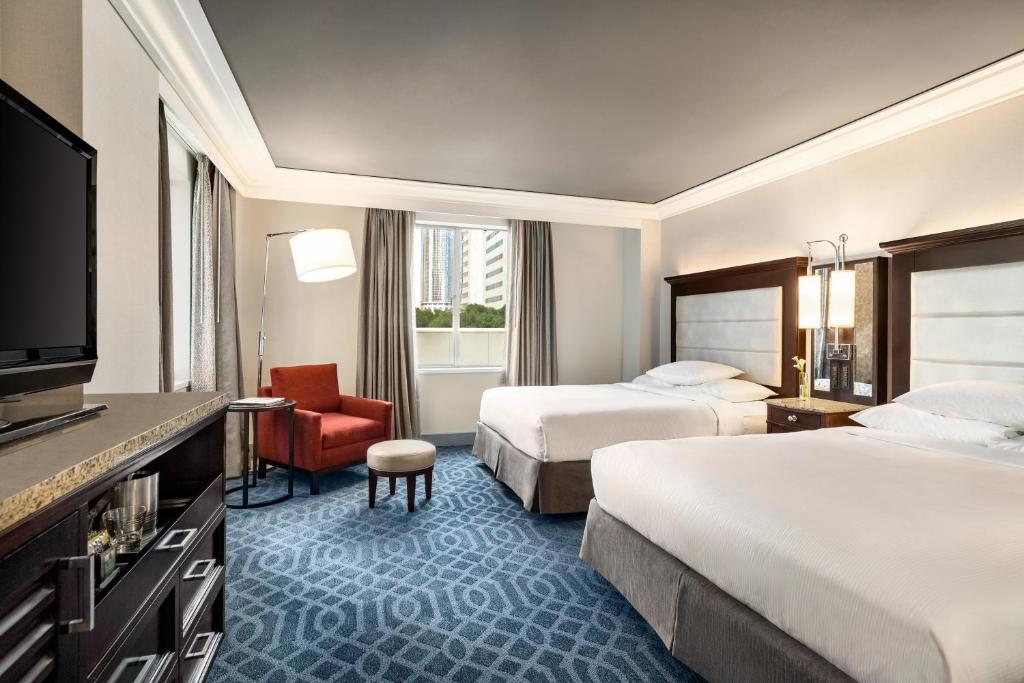 Hilton Checkers Los Angeles - image 4