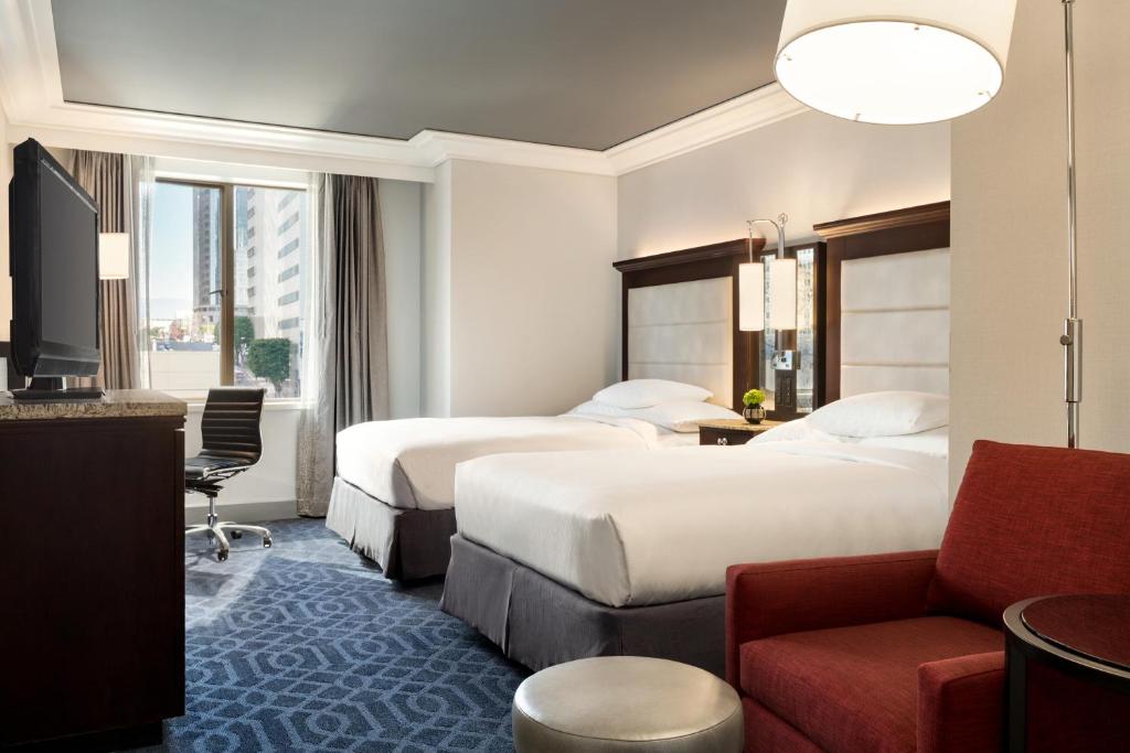 Hilton Checkers Los Angeles - image 5