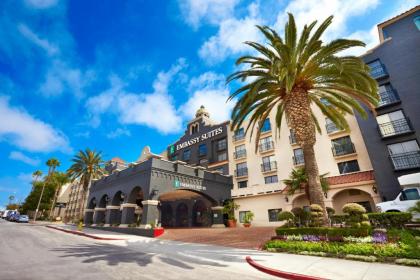 Embassy Suites by Hilton Los Angeles International Airport South