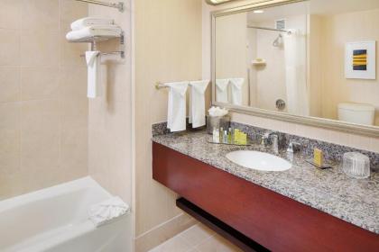 DoubleTree by Hilton Los Angeles/Commerce - image 4