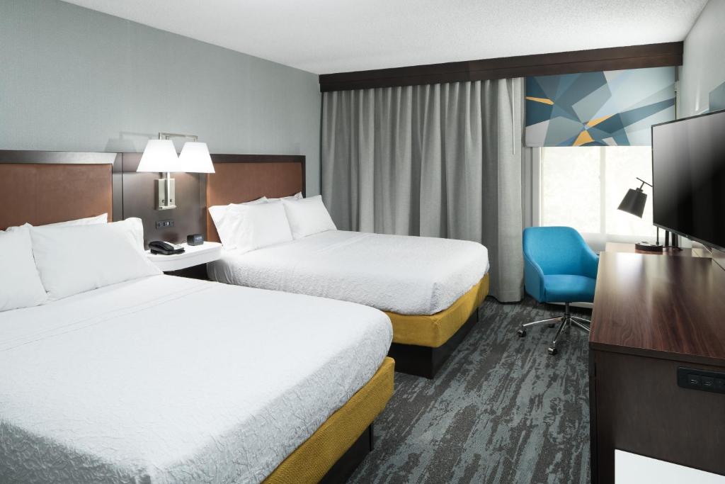 Hampton Inn Los Angeles Santa Clarita - image 2