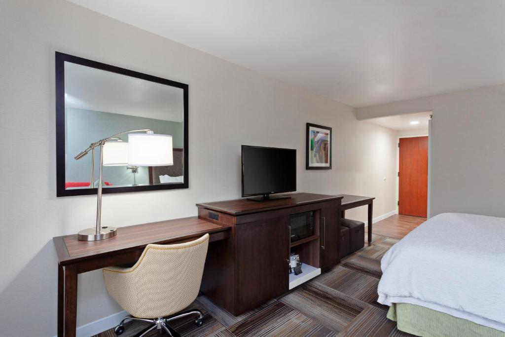 Hampton Inn Los Angeles/Arcadia - image 3