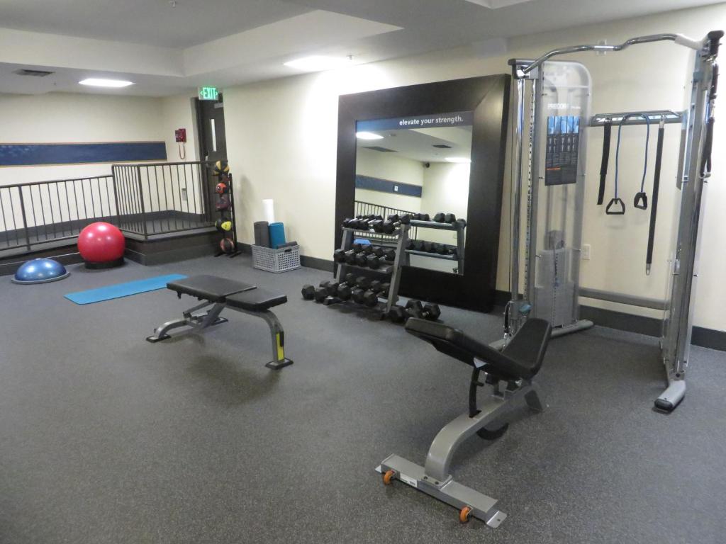 Hampton Inn San Francisco - Daly City - image 5