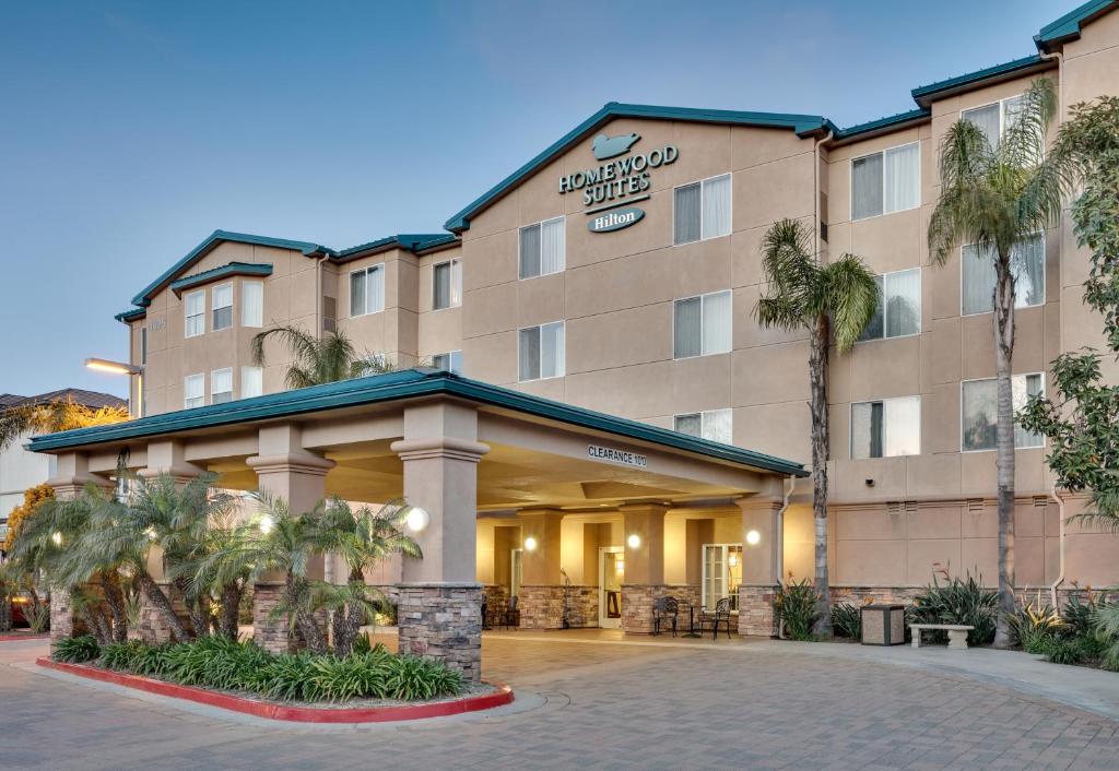 Homewood Suites by Hilton San Diego-Del Mar - main image