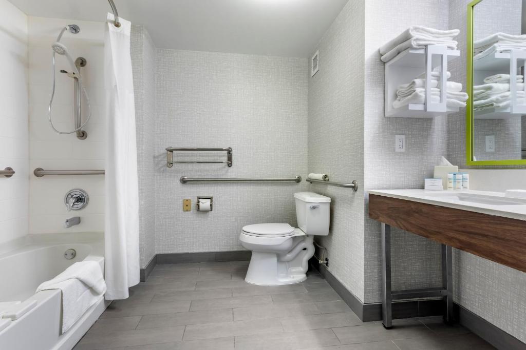Hampton Inn Carlsbad North San Diego County - image 2