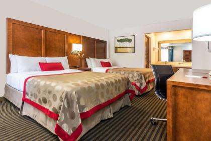 Ramada by Wyndham Mountain View - image 4
