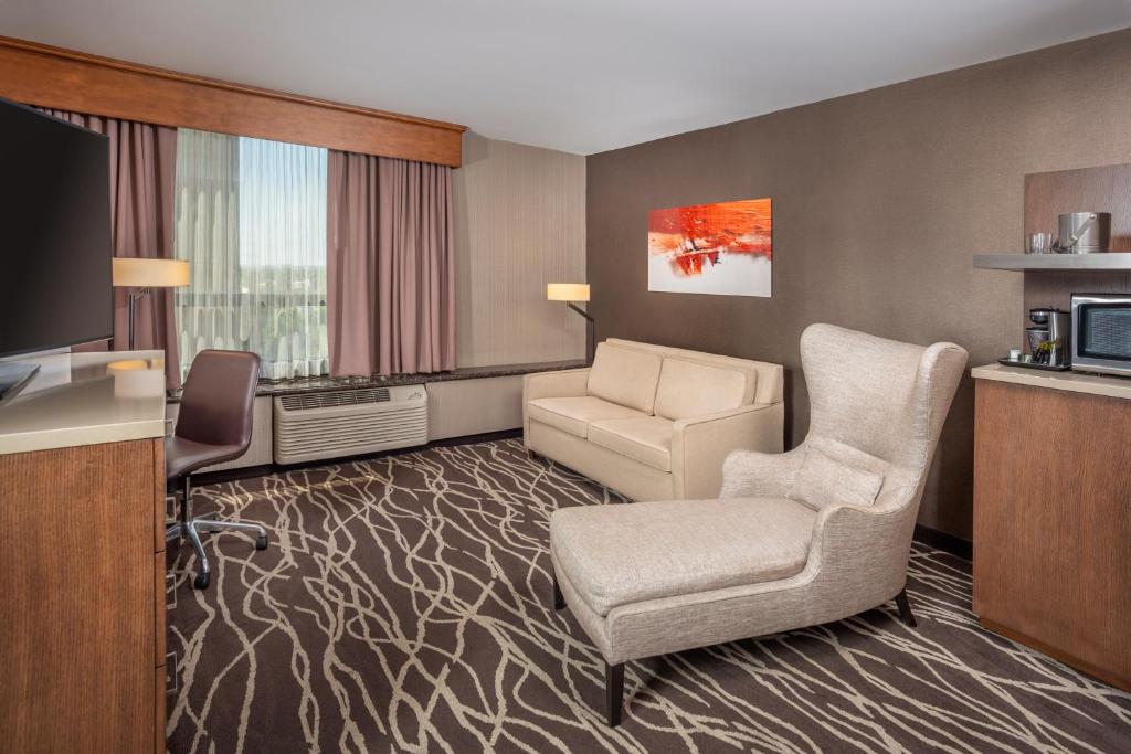 DoubleTree by Hilton San Bernardino - image 5