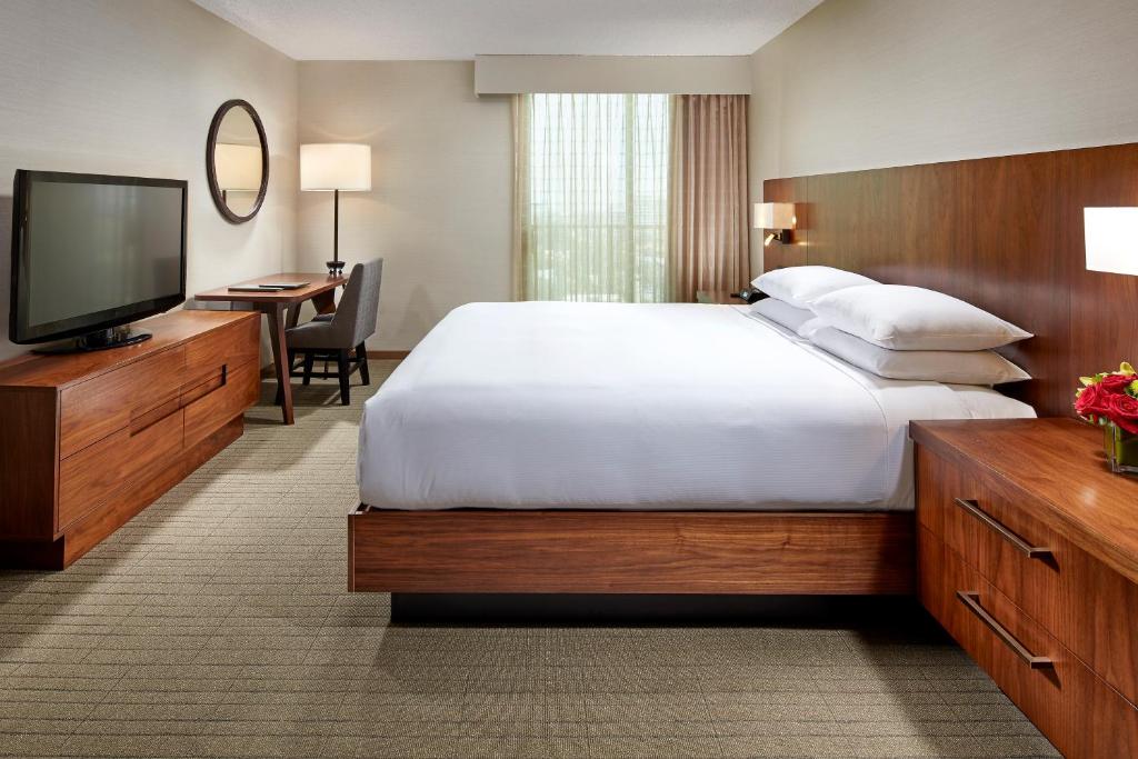 Hilton Pasadena - image 3