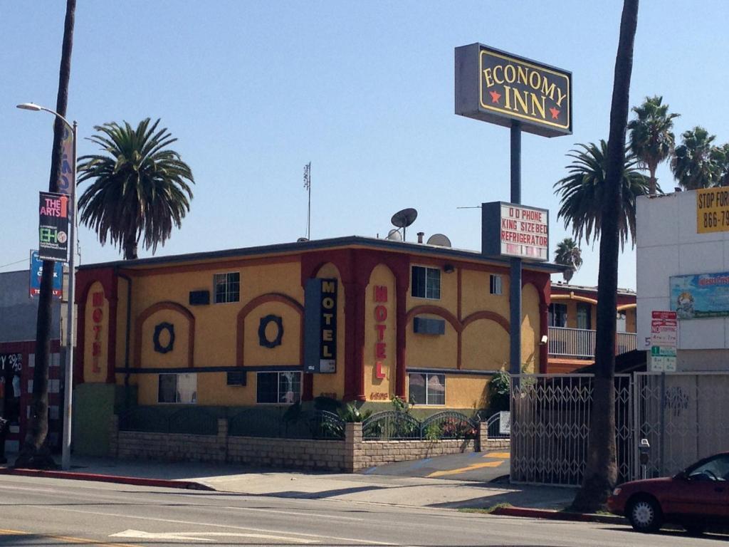 Economy Inn Hollywood - main image