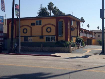 Economy Inn Hollywood - image 4