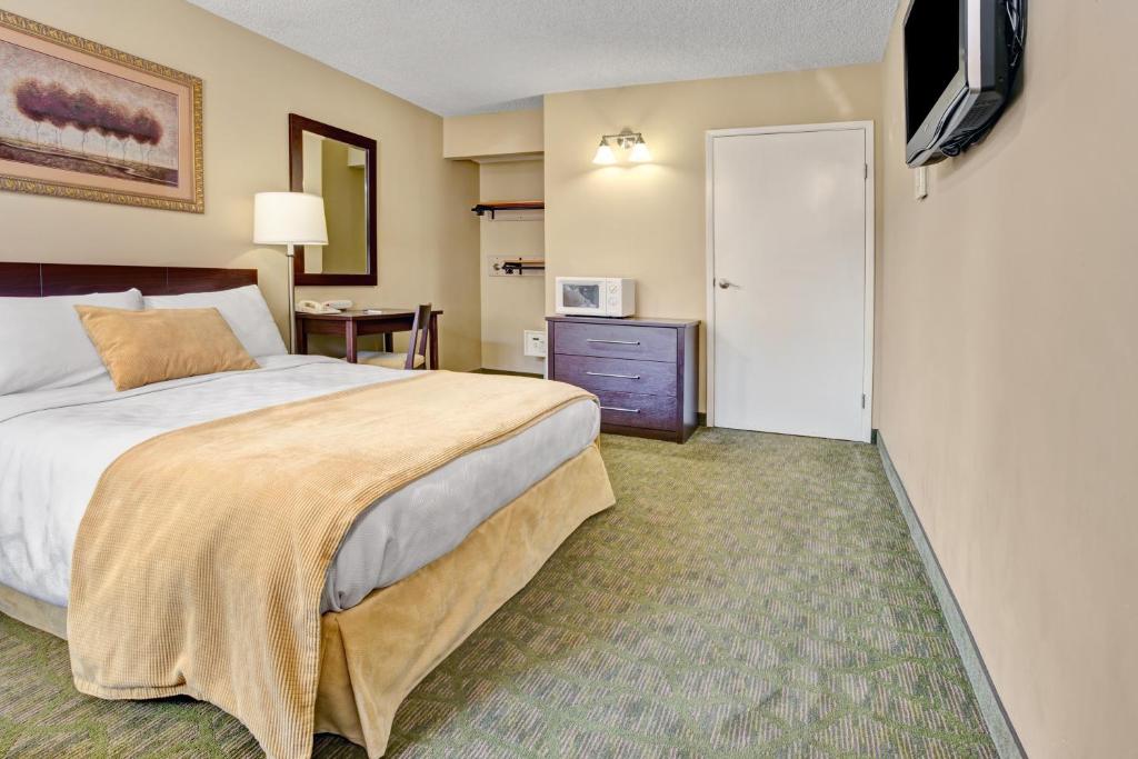Travelodge by Wyndham Presidio San Francisco - image 2