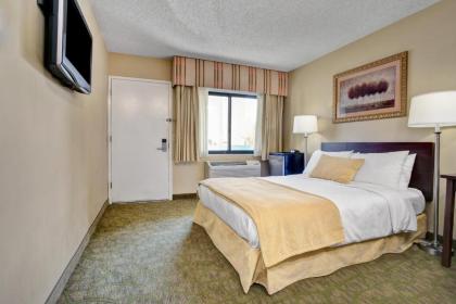 Travelodge by Wyndham Presidio San Francisco - image 3