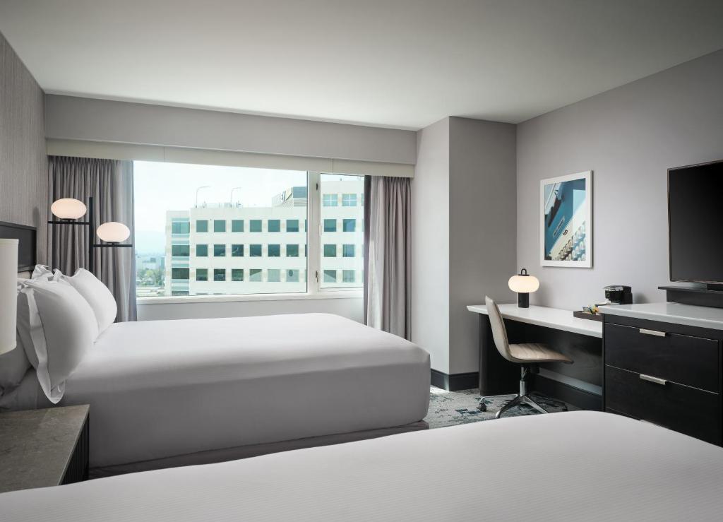 Hilton San Jose - image 4