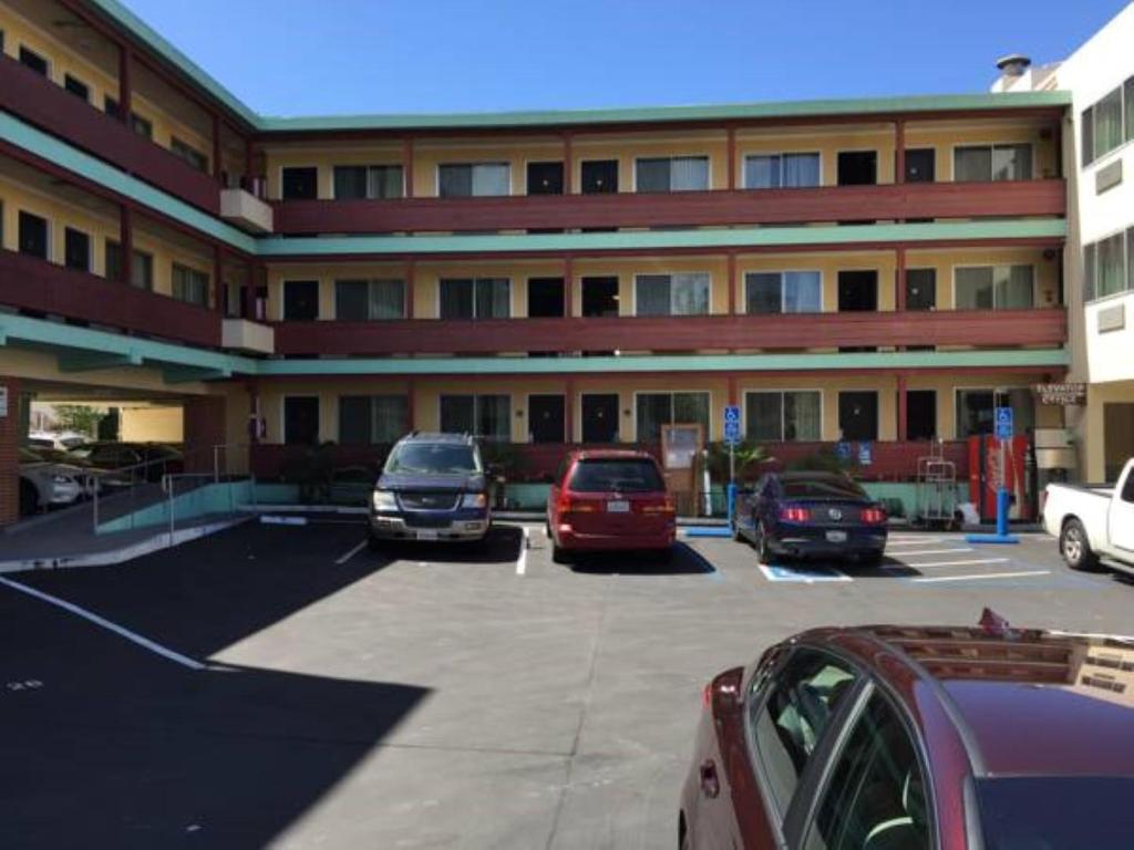 Motel Capri - image 3