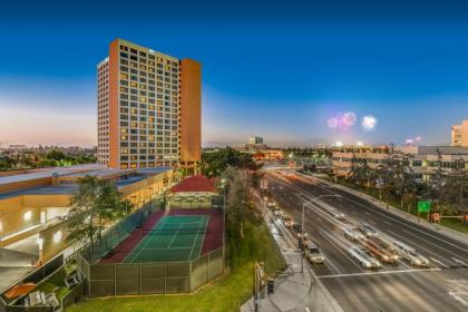 DoubleTree by Hilton Anaheim/Orange County - image 1