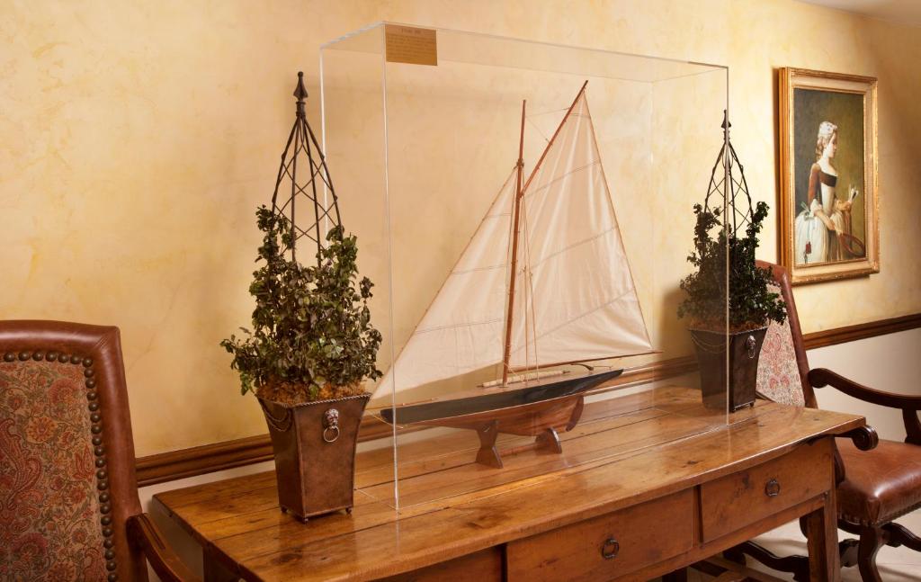 Ayres Hotel Laguna Woods - image 2