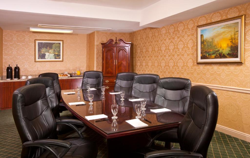 Ayres Hotel Laguna Woods - image 3