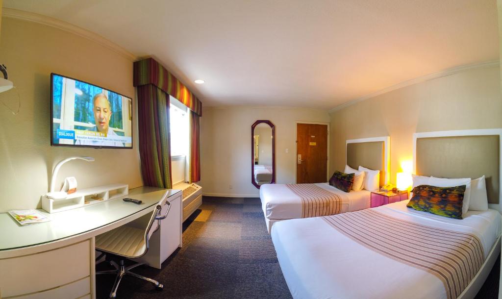 Inn at Golden Gate - main image